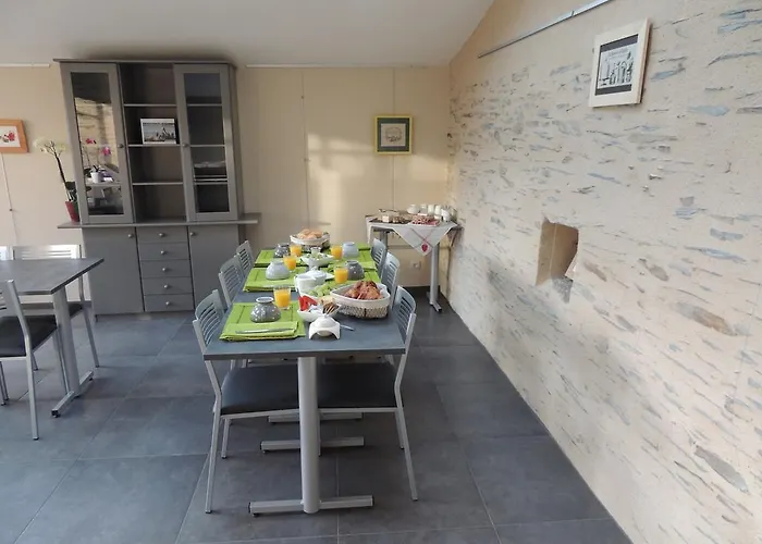 Les Du Meunier Hostel Juigne-sur-Loire